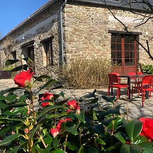  Hébergement de vacances De Kerdrein, En Campagne Proche De La